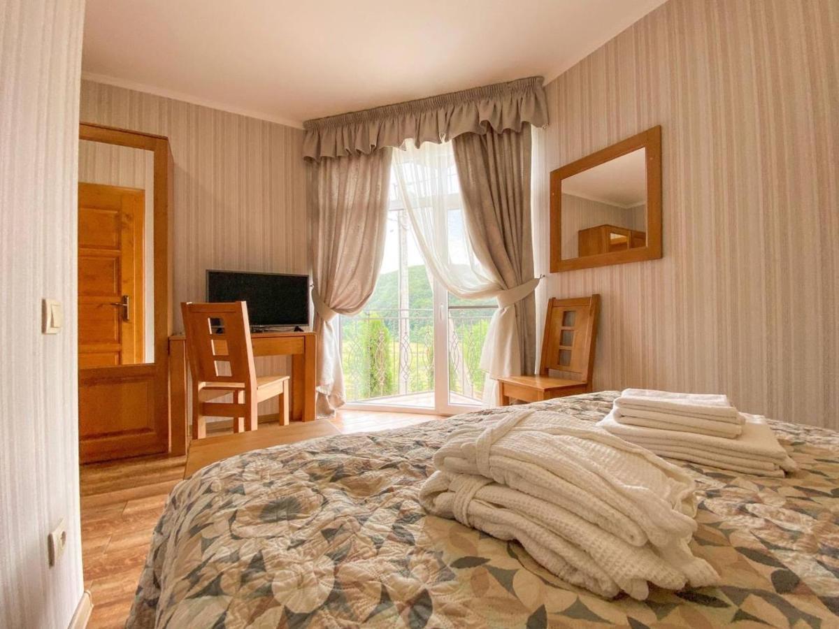 Mini Hotel Solnce Karpat Polyana  Zewnętrze zdjęcie