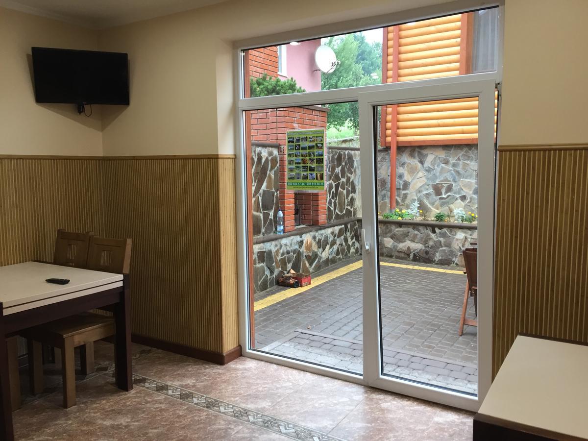Mini Hotel Solnce Karpat Polyana  Zewnętrze zdjęcie