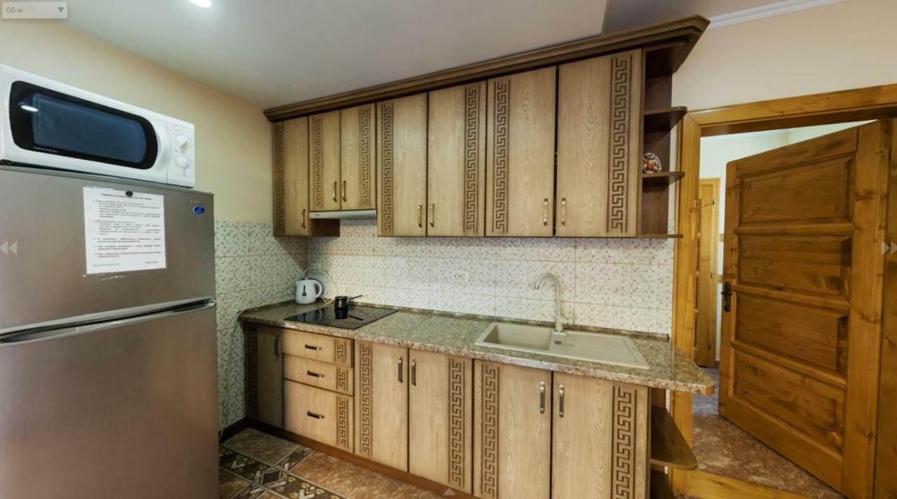 Mini Hotel Solnce Karpat Polyana  Zewnętrze zdjęcie